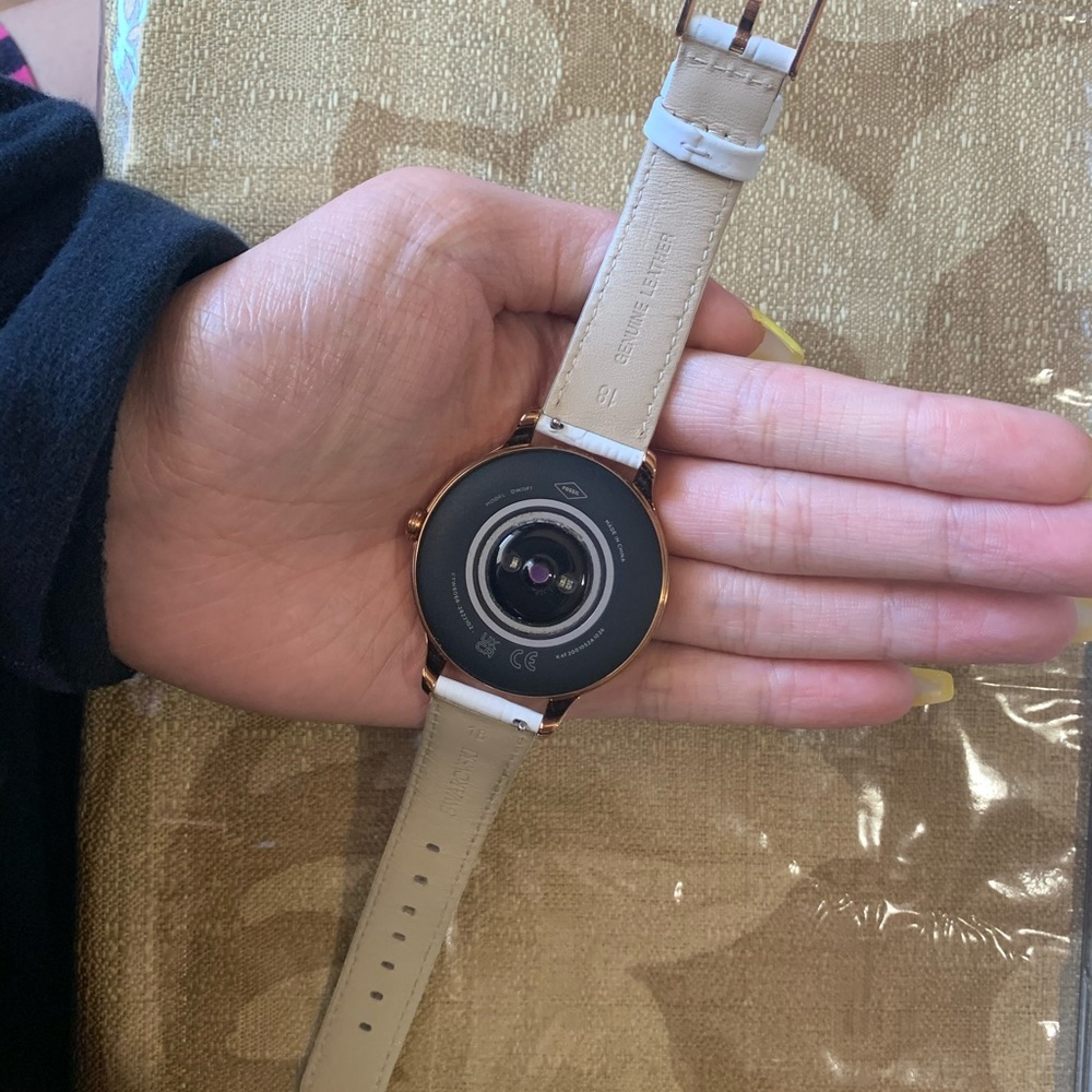 ⚡️FOSSIL - Gen 5E Smartwatch ⌚️ - Picture 6 of 9
